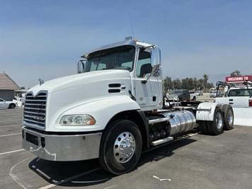 Main image Mack Pinnacle CXU613