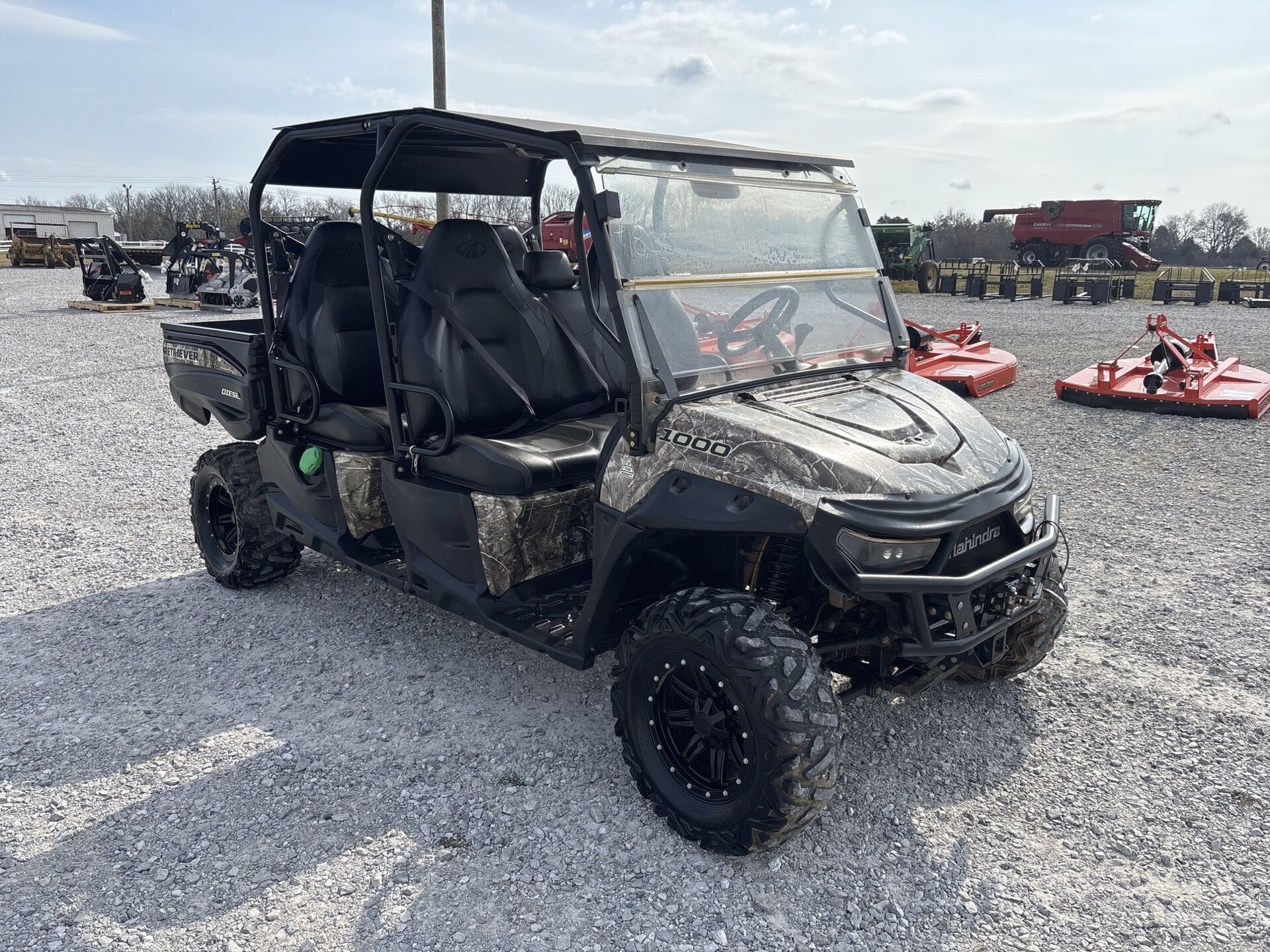2018 Mahindra Retriever 1000 Crew Equipment Image0