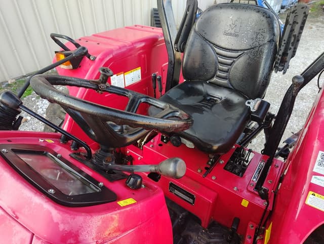 Image of Mahindra 5570 equipment image 3