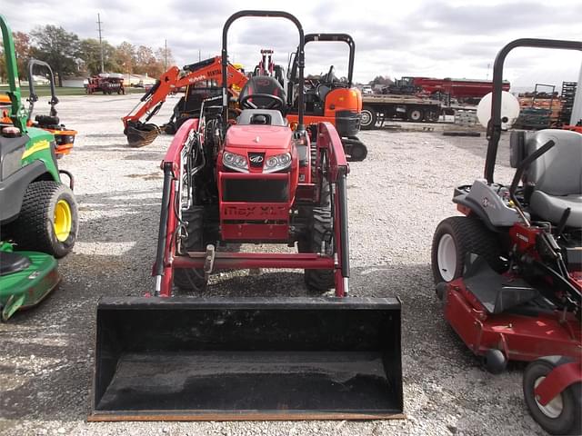 Image of Mahindra Max 26XLT equipment image 1