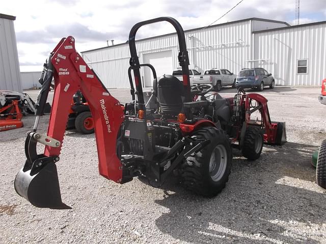 Image of Mahindra Max 26XLT equipment image 4