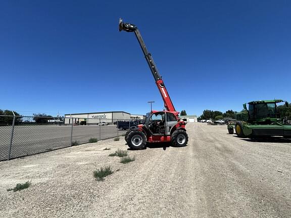Image of Manitou MLT1040-145 equipment image 4
