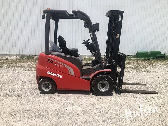 Image of Manitou ME420 equipment image 3