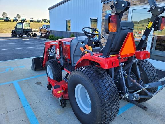 Image of Massey Ferguson 1526 equipment image 2