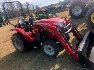 Image of Massey Ferguson 1726E equipment image 1