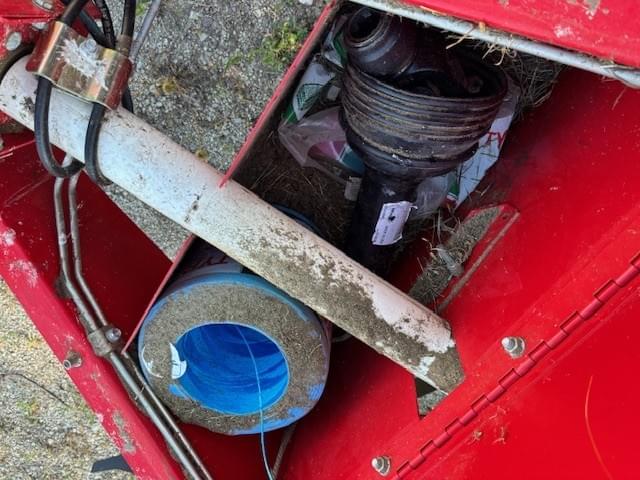 Image of Massey Ferguson 1734 equipment image 1