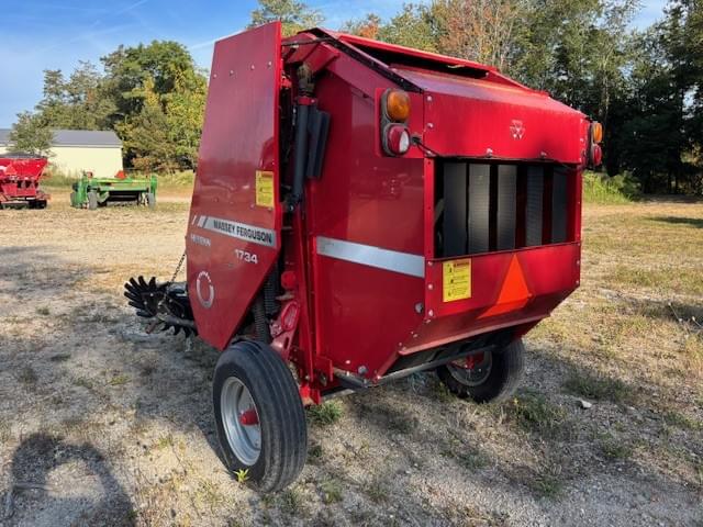 Image of Massey Ferguson 1734 equipment image 4