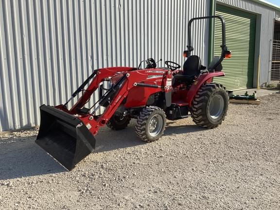 Image of Massey Ferguson 1739E equipment image 1