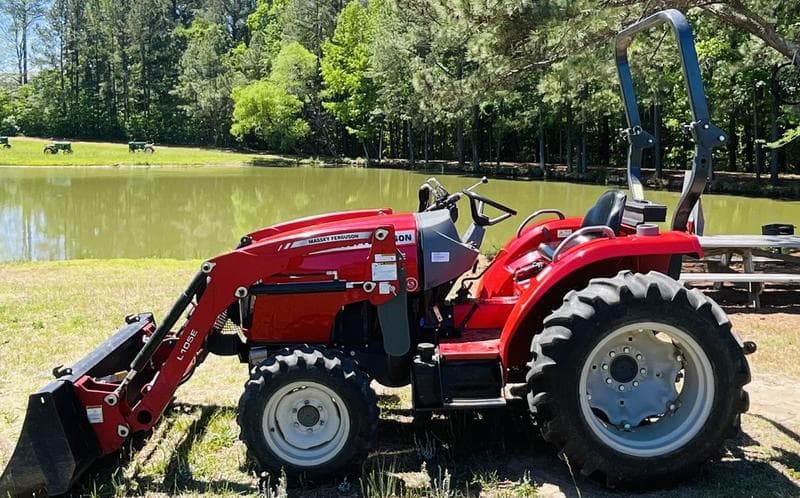 Image of Massey Ferguson 1739E Primary image