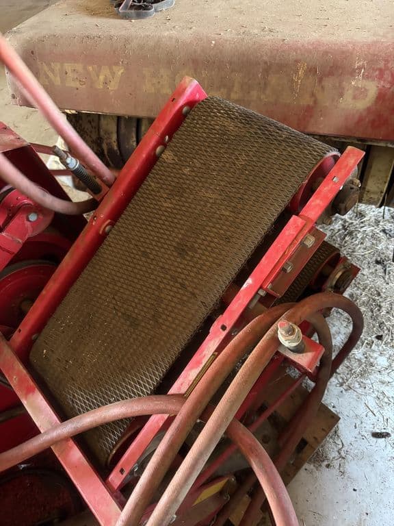 Image of Massey Ferguson 1840 equipment image 4