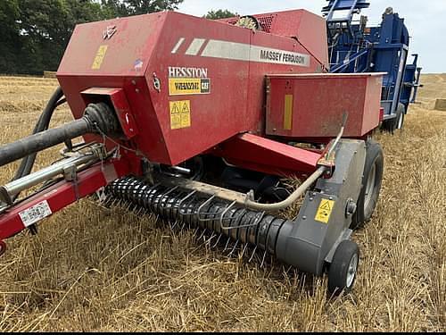 Image of Massey Ferguson 1840 equipment image 3