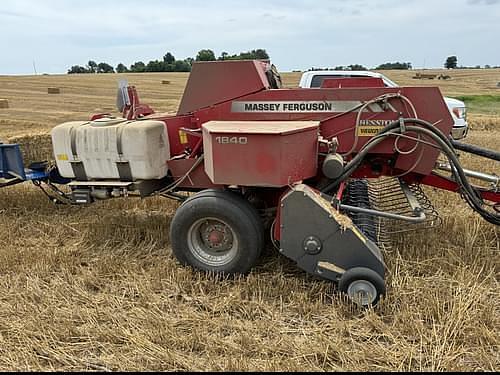 Image of Massey Ferguson 1840 equipment image 1