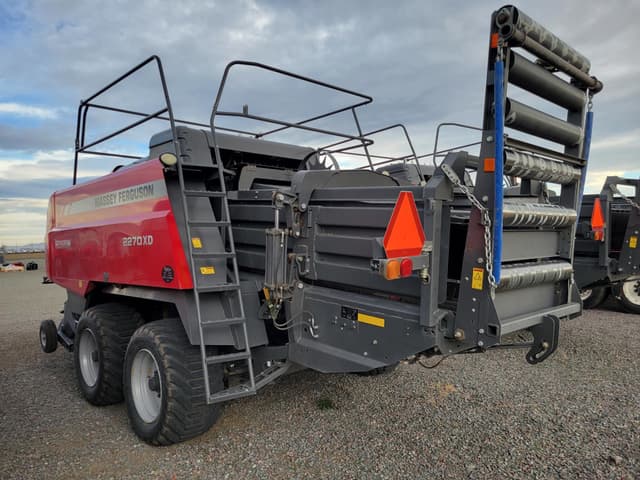 Image of Massey Ferguson 2270XD equipment image 2