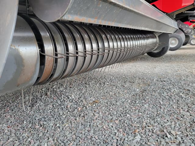 Image of Massey Ferguson 2270XD equipment image 4