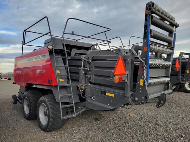 Image of Massey Ferguson 2270XD equipment image 2