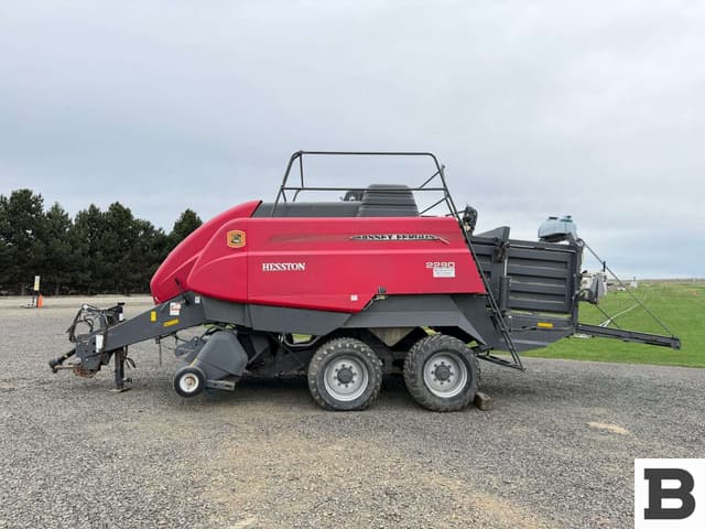 Image of Massey Ferguson 2290 equipment image 1