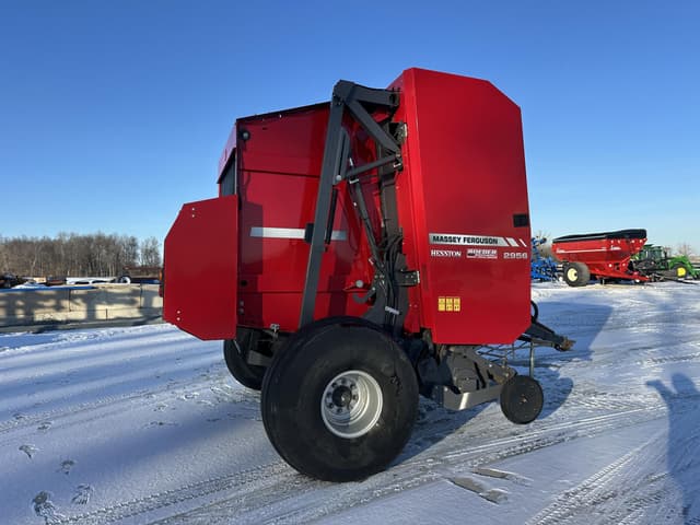 Image of Massey Ferguson Hesston 2956 equipment image 2