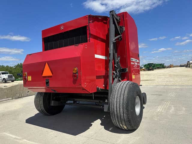 Image of Massey Ferguson 2956 equipment image 3