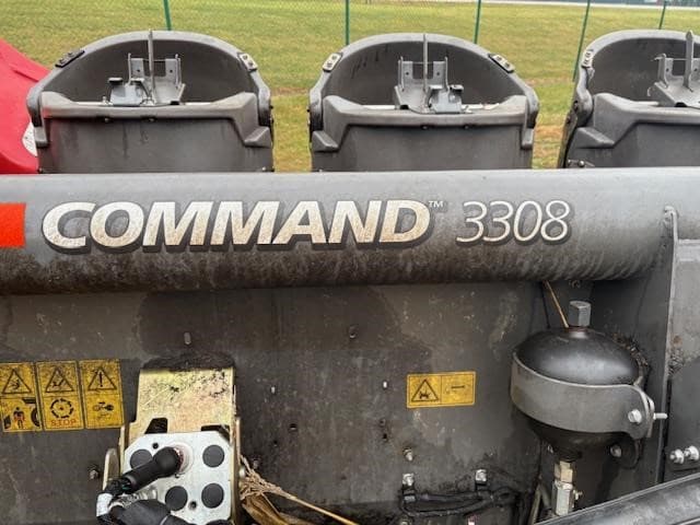 Image of Massey Ferguson 3308C equipment image 3