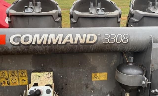 Image of Massey Ferguson 3308C equipment image 3