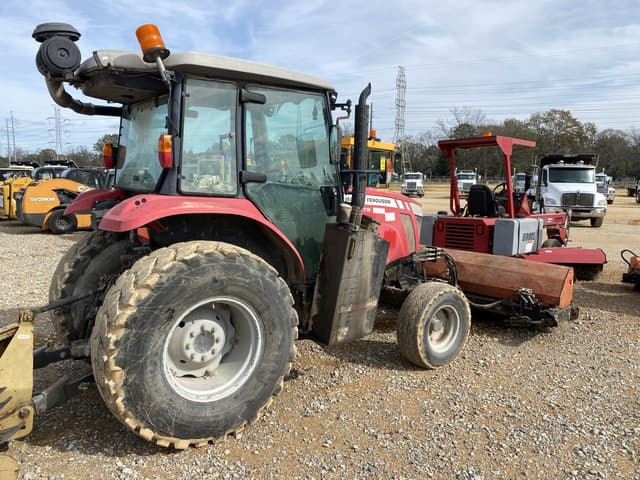 Image of Massey Ferguson 4607M equipment image 3