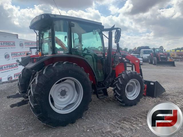 Image of Massey Ferguson 4707 equipment image 4