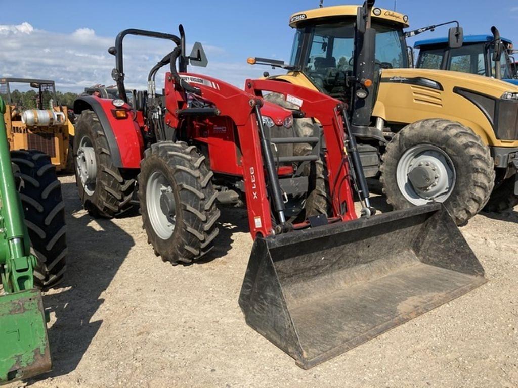 Image of Massey Ferguson 4707 Image 1