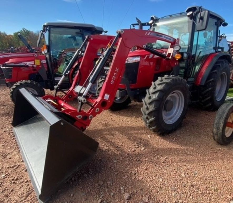 2018 Massey Ferguson 4707 Equipment Image0