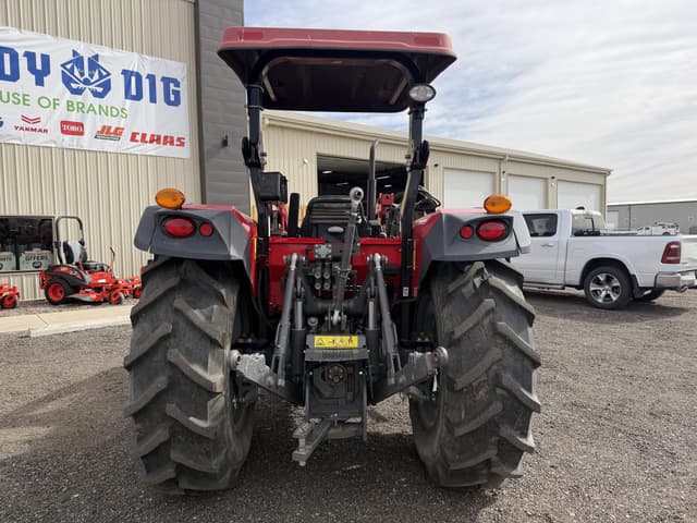 Image of Massey Ferguson 4707 equipment image 4