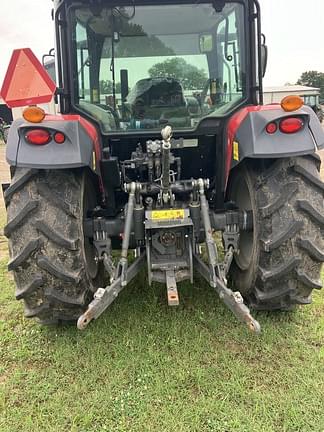 Image of Massey Ferguson 4707 equipment image 4