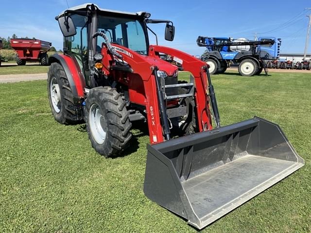 Image of Massey Ferguson 4708 equipment image 3