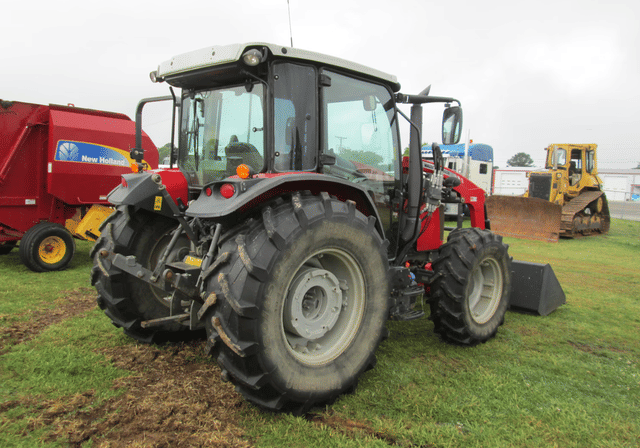 Image of Massey Ferguson 4709 equipment image 2