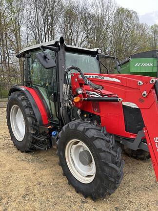 Image of Massey Ferguson 4710 equipment image 2