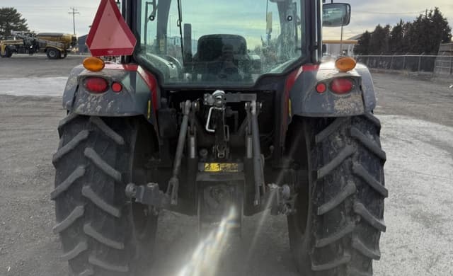 Image of Massey Ferguson 4710 equipment image 3