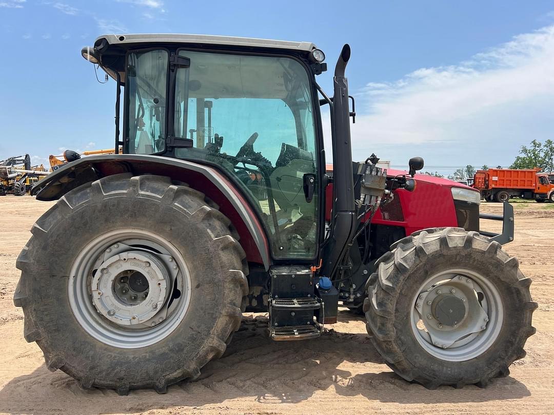 Image of Massey Ferguson 4710 Primary Image