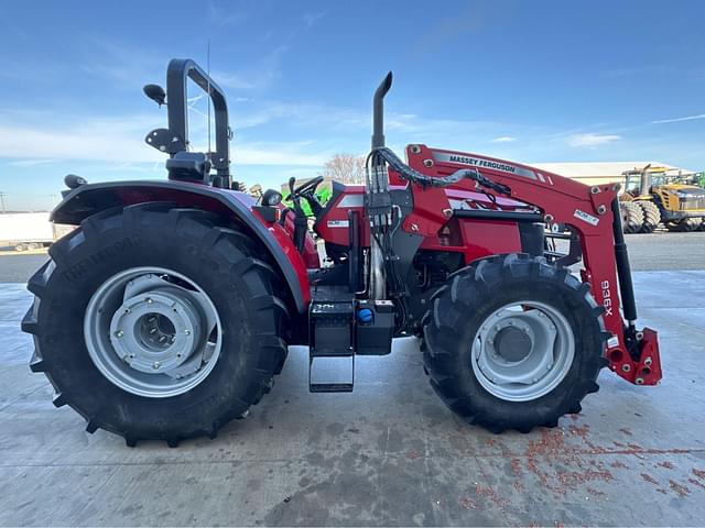 Image of Massey Ferguson 4710 equipment image 4