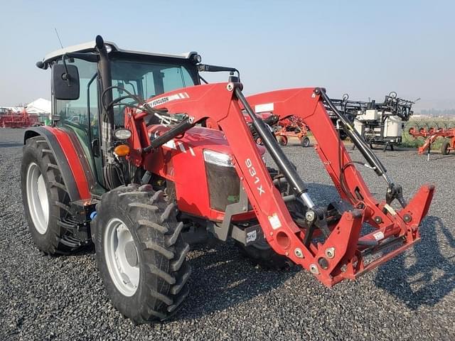 Image of Massey Ferguson 4710 equipment image 3