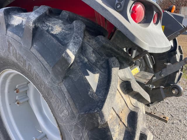 Image of Massey Ferguson 4710 equipment image 4