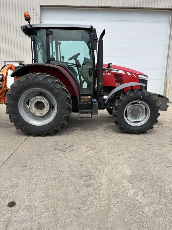 Image of Massey Ferguson 5710 Primary image