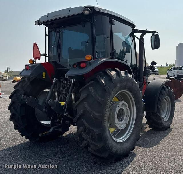 Image of Massey Ferguson 5710 equipment image 4