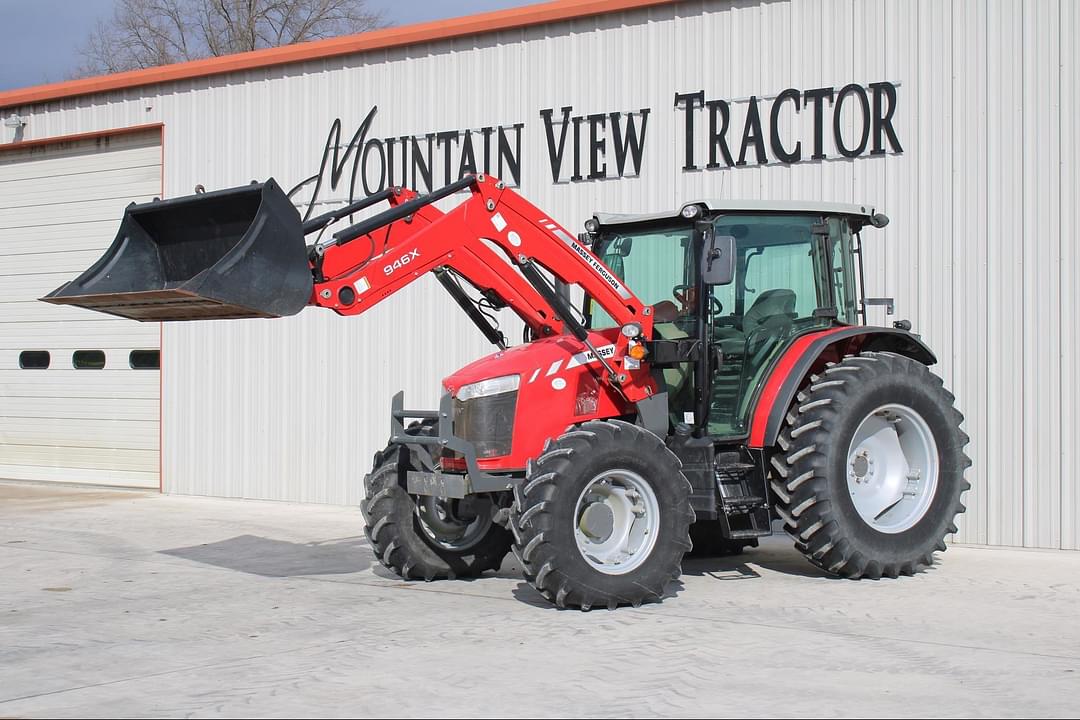 Image of Massey Ferguson 5711 Primary image