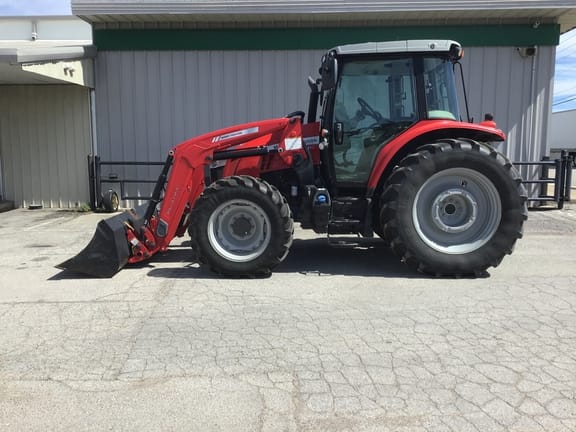 Main image Massey Ferguson 5712S