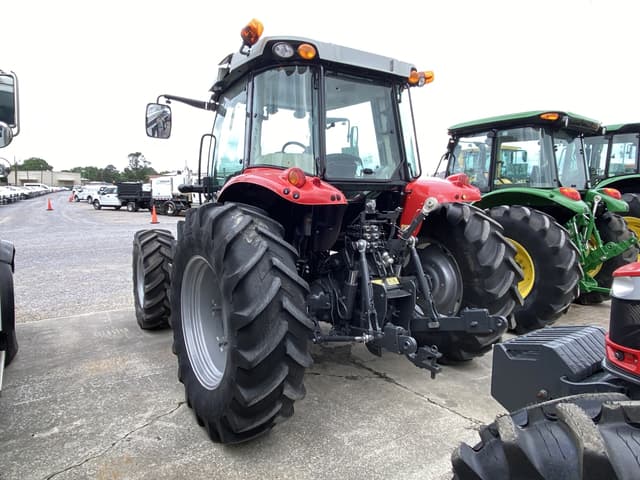 Image of Massey Ferguson 5713S equipment image 1