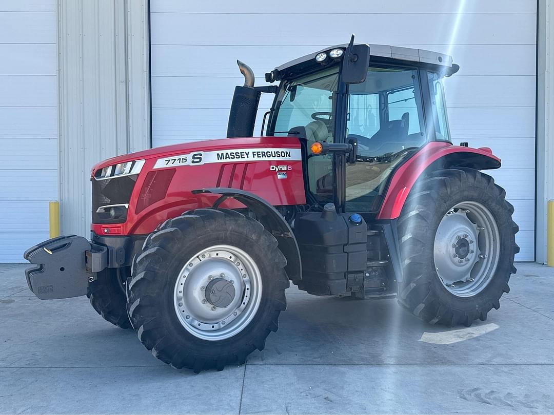 Image of Massey Ferguson 7715S Primary image