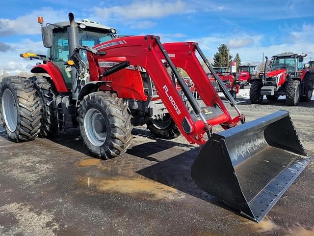 Image of Massey Ferguson 7724S equipment image 3