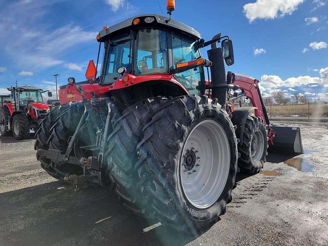 Image of Massey Ferguson 7724S equipment image 2