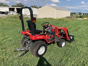 Main image Massey Ferguson GC1705 3