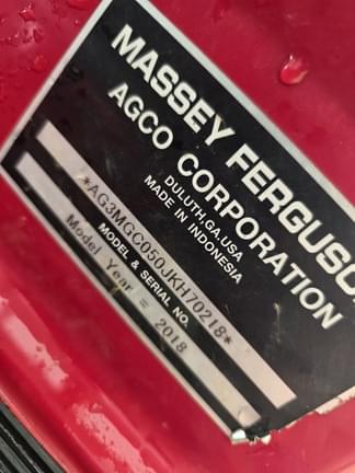 Image of Massey Ferguson GC1705 equipment image 4