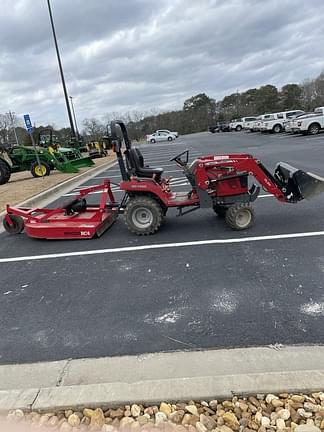 Image of Massey Ferguson GC1705 equipment image 2