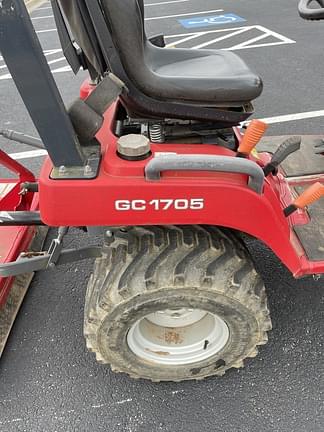 Image of Massey Ferguson GC1705 equipment image 3